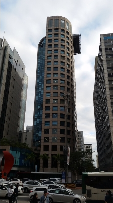Figura 3 Edifício Citi Center após o retrofit, 2017. Foto: Bruna Leite Evangelista Pimentel