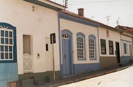 Fig. 11 - Casa reformada que preserva suas características originais.