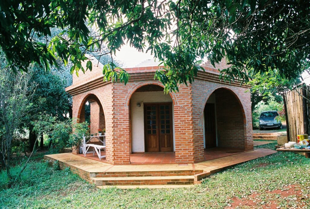 Casa Eduardo Manzano, recém concluída. Fonte: Arquivo do arquiteto